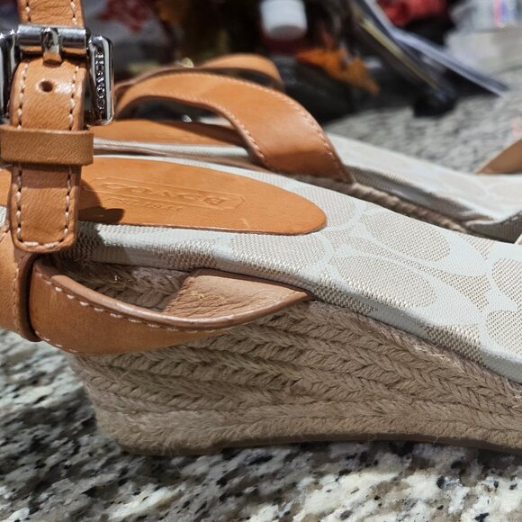 Coach Signature Print Wedge Espadrille Size 7 1/2 Medium NWT - Picture 1 of 12
